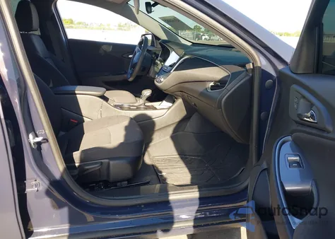 2025 Chevrolet Malibu Fwd Ls z USA, uszkodzony, nr VIN 1G1ZB5ST9SF113007